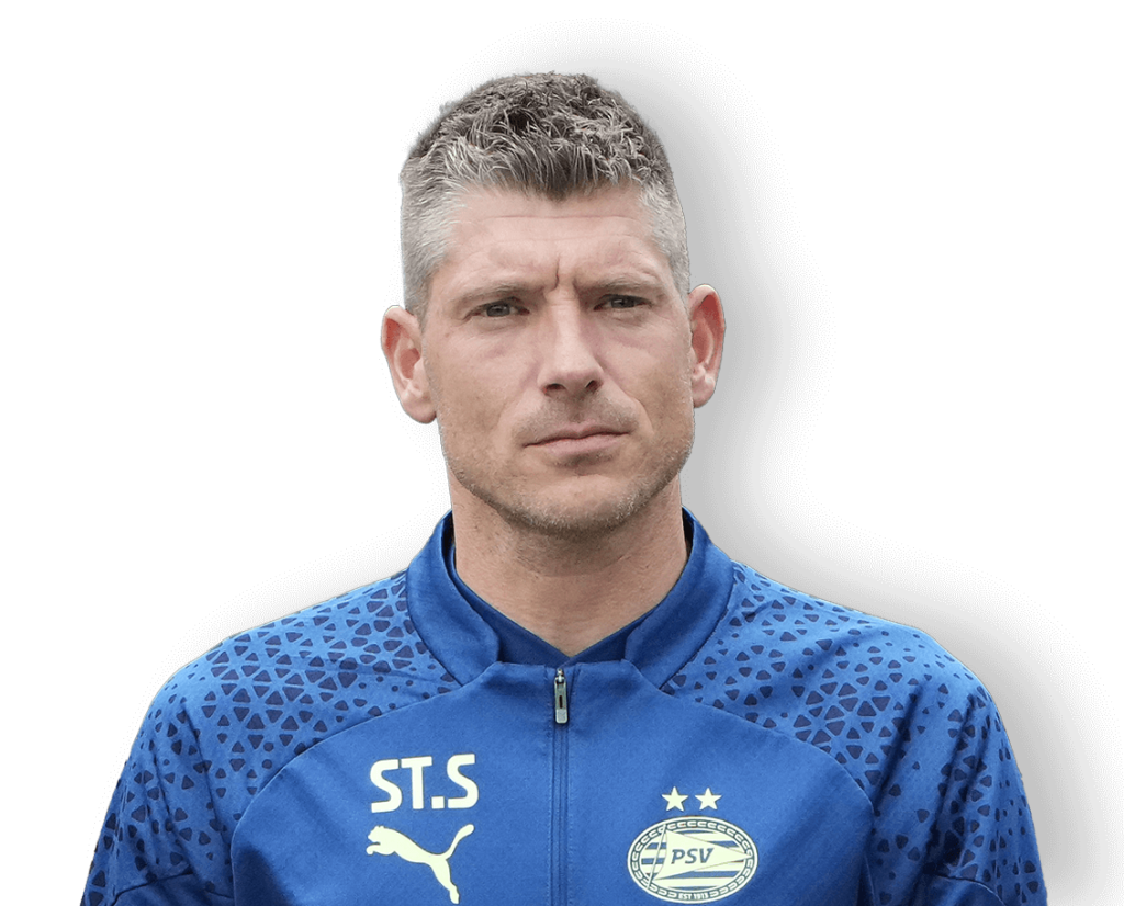 04 psv academy coach